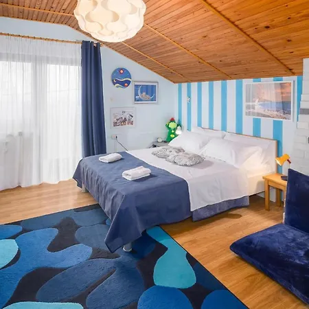 Pet Friendly In With Kitchen * Buzet