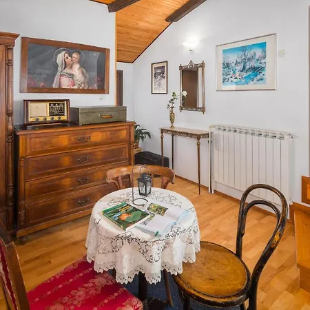 Semesterbostad Pet Friendly In With Kitchen